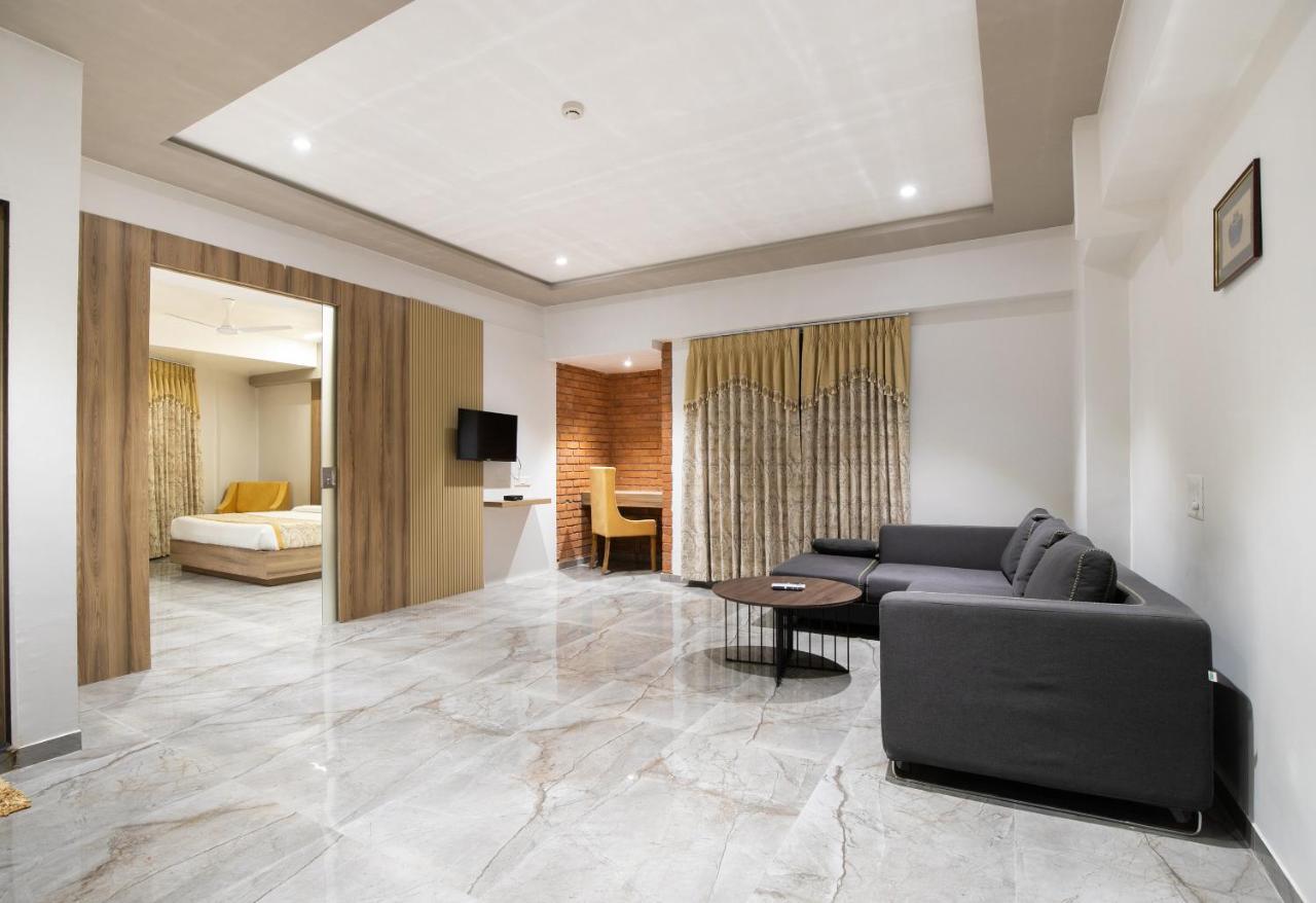 Palette - Hotel Welcome Kadi Dış mekan fotoğraf
